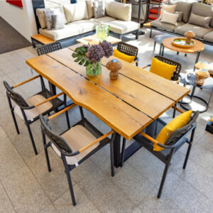 Gartenmöbelset aus Outdoor-Tisch und 6 Yobex Stühlen
